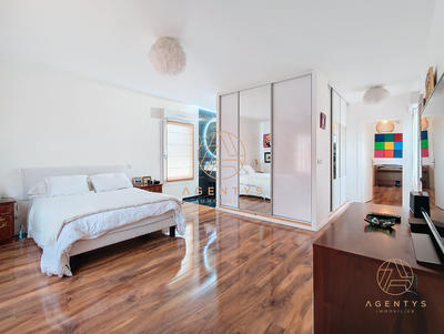 Maison - 165 m² - 7 pièces