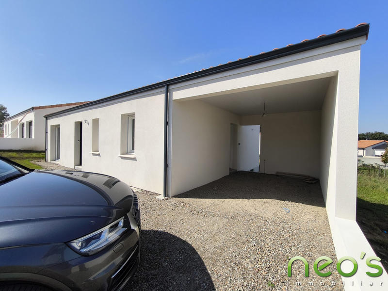 Maison traditionnelle - 82 m² - 4 pièces