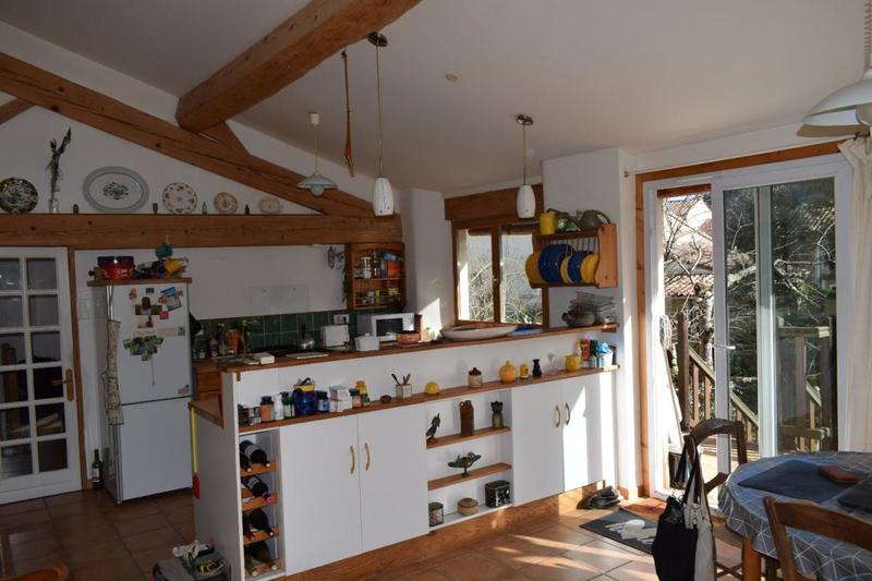 Maison - 104 m² - 9 pièces