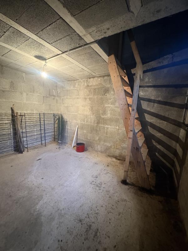 Maison - 213 m² - 5 pièces