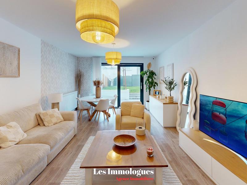 Maison - 107 m² - 6 pièces