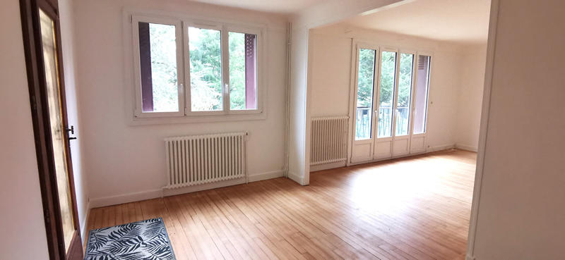 Maison - 235 m² - 7 pièces