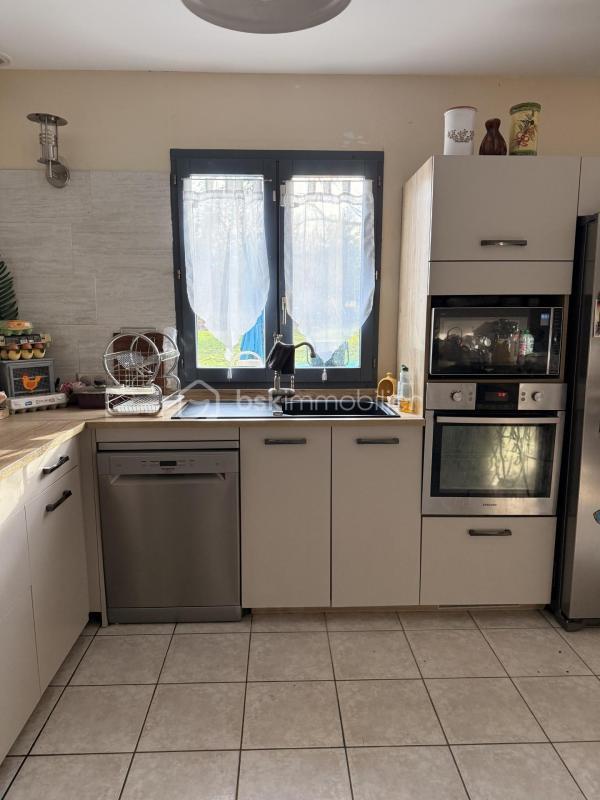 Maison - 140 m² - 5 pièces