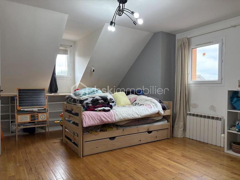 Maison - 188 m² - 6 pièces