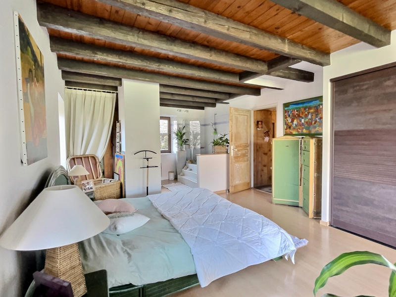 Maison de village - 242 m² - 7 pièces