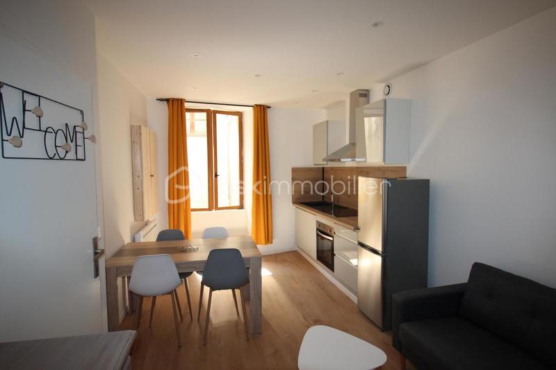 Studio - 24 m² - 1 pièce