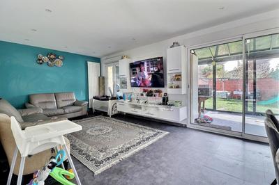 Maison - 150 m² - 8 pièces