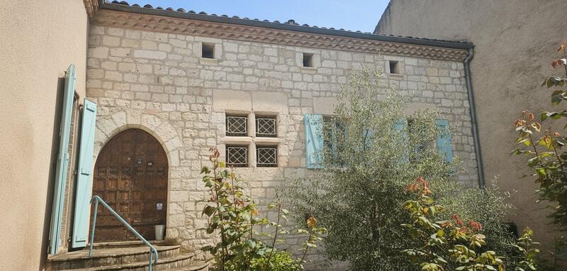 Maison bourgeoise - 215 m² - 7 pièces