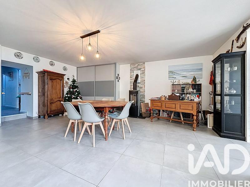 Maison - 142 m² - 7 pièces
