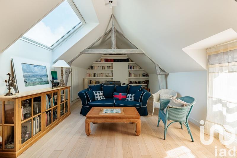 Maison - 216 m² - 13 pièces