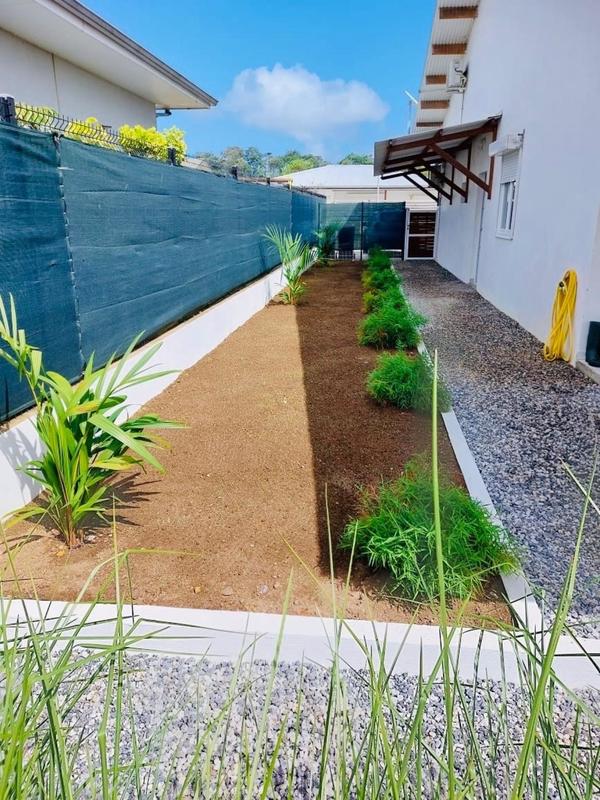 Maison - 220 m² - 4 pièces