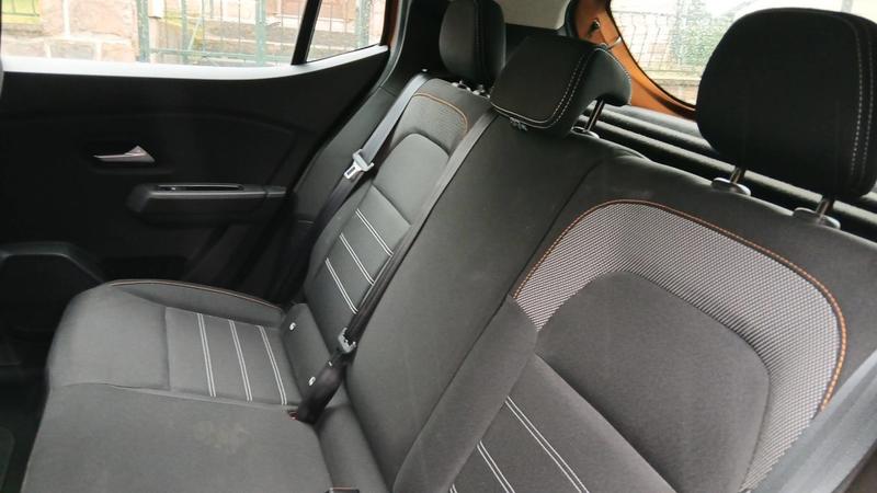 Dacia Sandero III 1.0 TCe 90 Stepway Confort