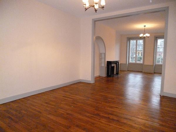 Appartement - 155 m² - 6 pièces