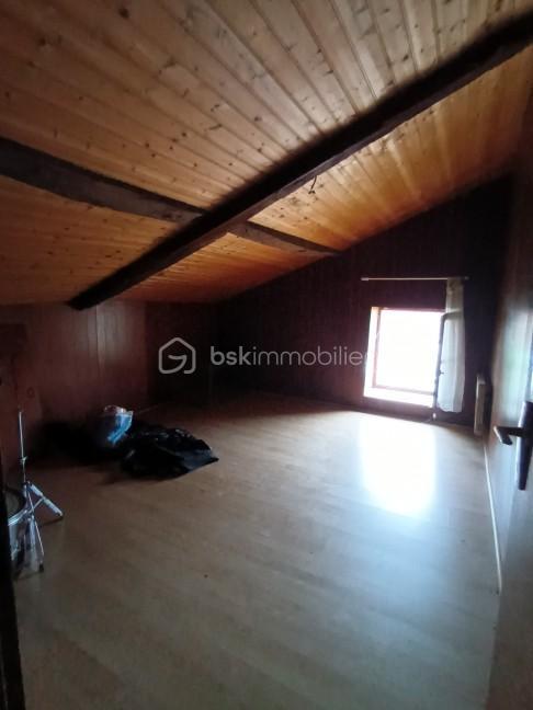 Corps de ferme - 379 m² - 14 pièces