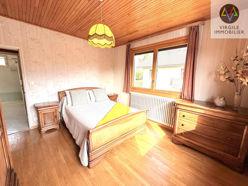 Maison - 161 m² - 8 pièces