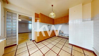 Maison - 192 m² - 6 pièces