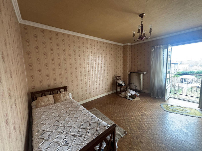 Maison - 200 m² - 7 pièces