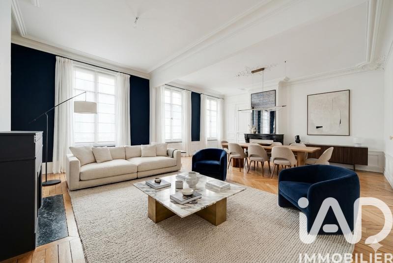 Duplex - 305 m² - 10 pièces