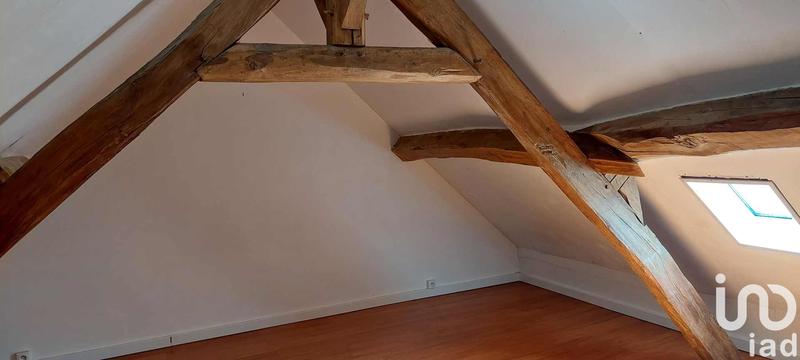 Maison - 99 m² - 5 pièces