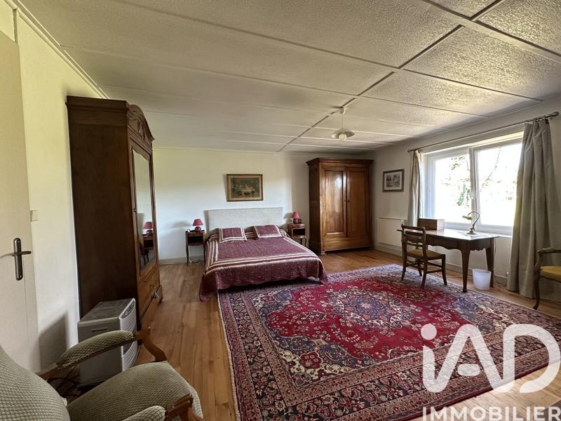 Maison - 189 m² - 8 pièces