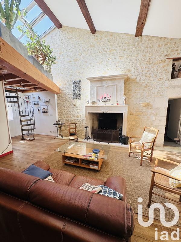 Maison - 318 m² - 7 pièces