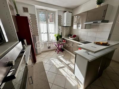 Maison de ville - 103 m² - 5 pièces