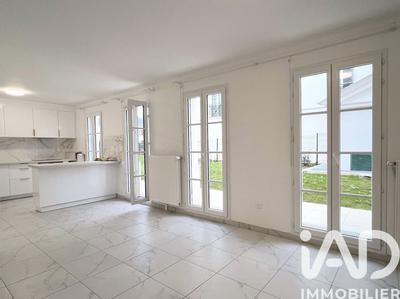 Maison - 112 m² - 5 pièces