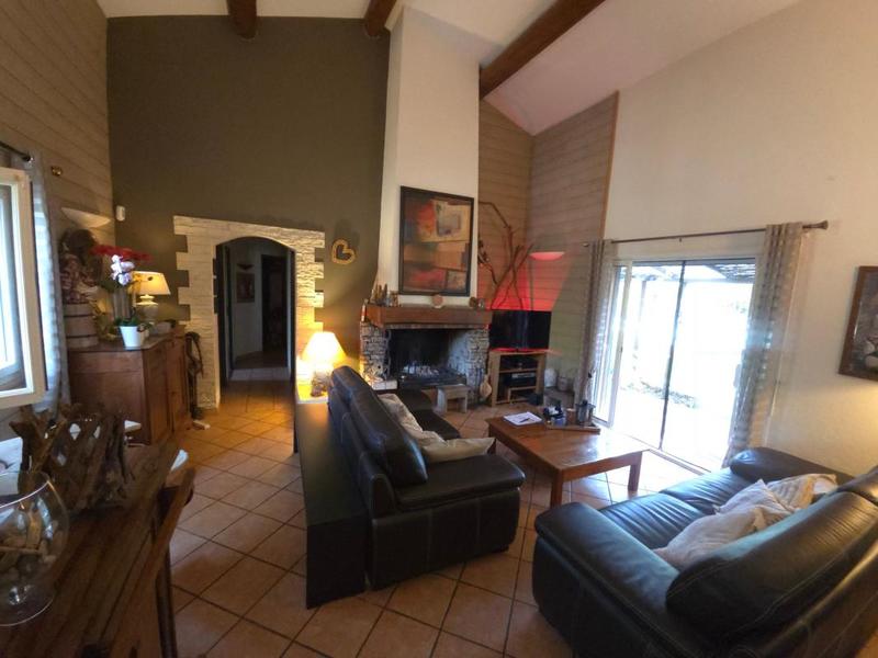 Villa - 180 m² - 6 pièces