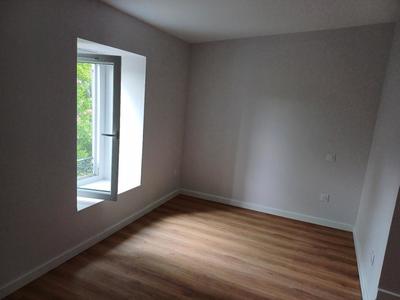 Maison - 93 m² - 6 pièces