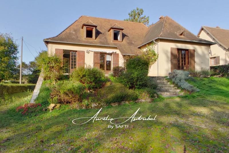 Maison - 140 m² - 5 pièces