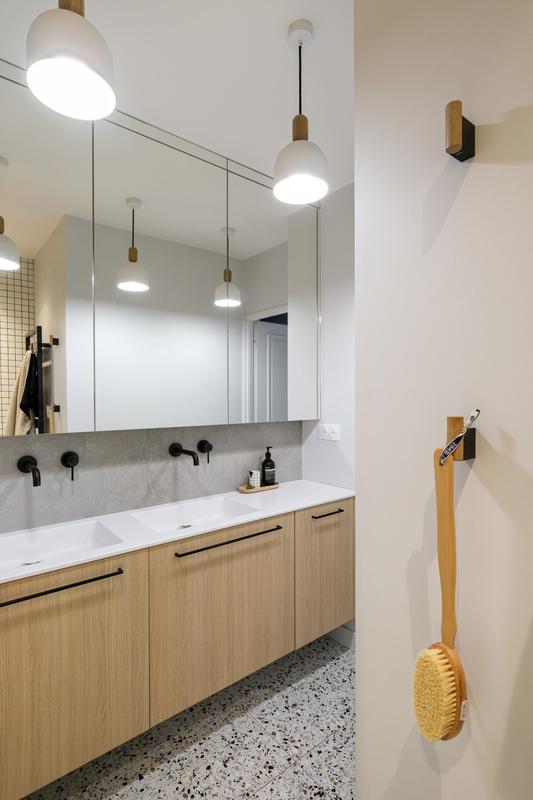 Appartement - 82 m² - 3 pièces