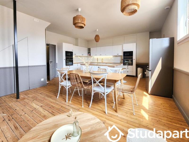 Chambre - 10 m² - 1 pièce