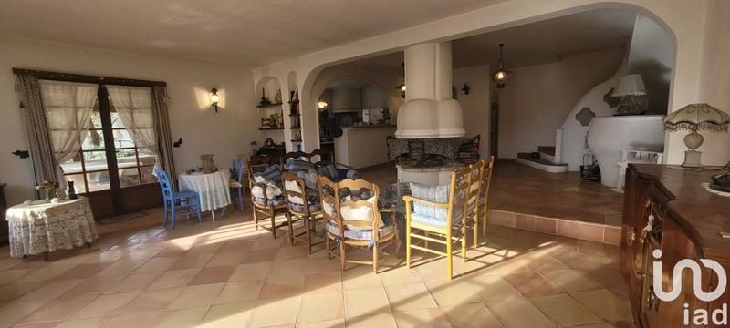 Maison - 190 m² - 6 pièces