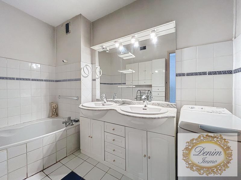 Appartement - 94 m² - 4 pièces