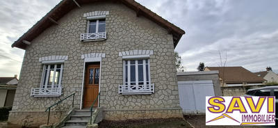 Maison - 80 m² - 4 pièces