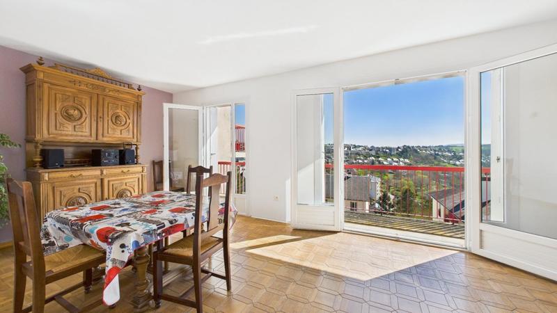 Appartement - 77 m² - 3 pièces