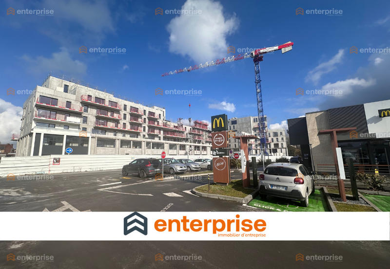 Local commercial - 200 m²