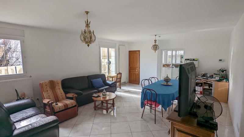 Maison traditionnelle - 206 m² - 8 pièces