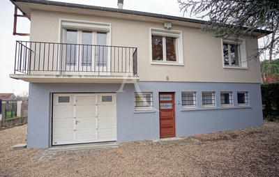 Maison - 97 m² - 5 pièces