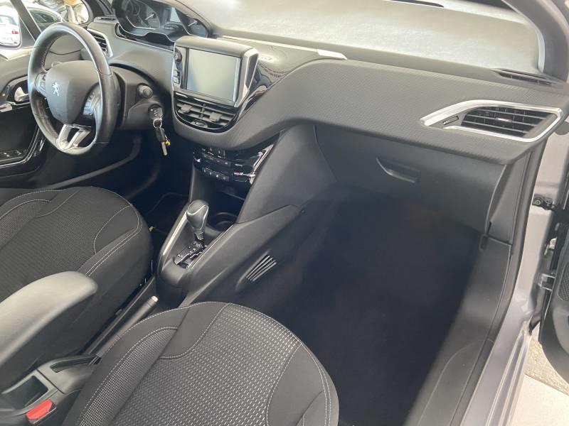 Peugeot 208 PureTech 110ch s&amp;S Eat6 Allure