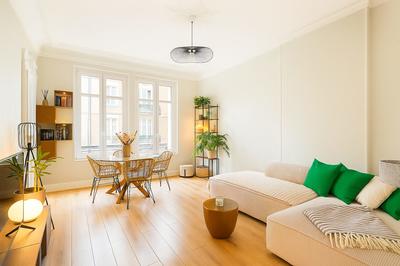 Appartement - 64 m² - 2 pièces