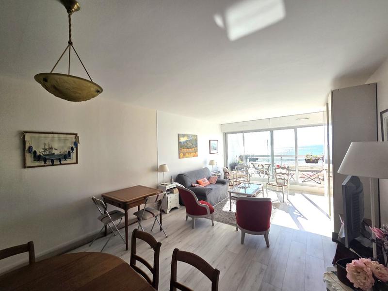 Appartement - 66 m² - 2 pièces