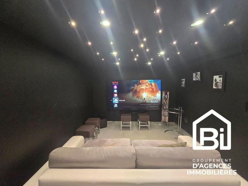 Maison de ville - 104 m² - 8 pièces