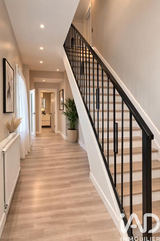 Maison - 135 m² - 6 pièces