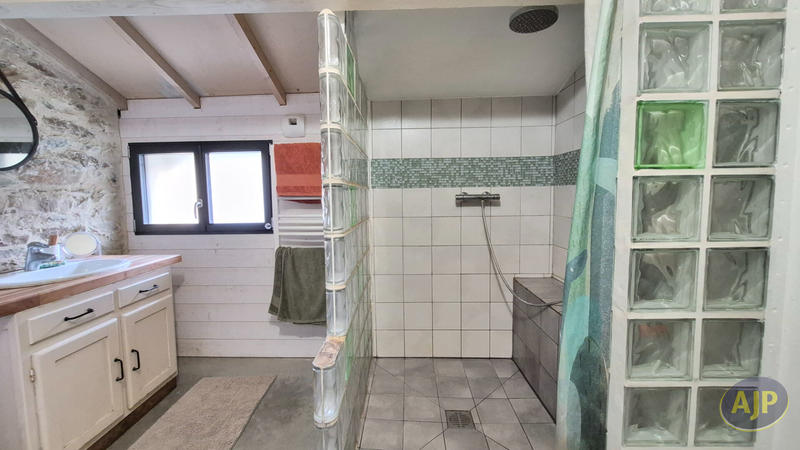 Maison - 121 m² - 4 pièces