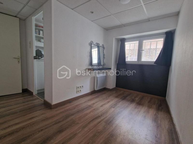 Maison - 271 m² - 9 pièces