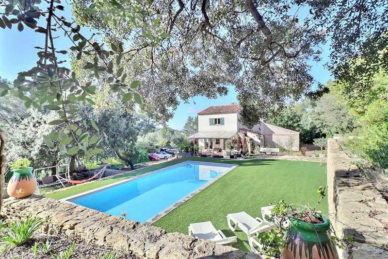 Maison - 122 m² - 5 pièces