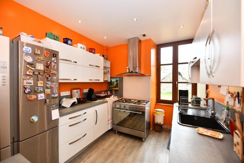 Maison - 302 m² - 8 pièces