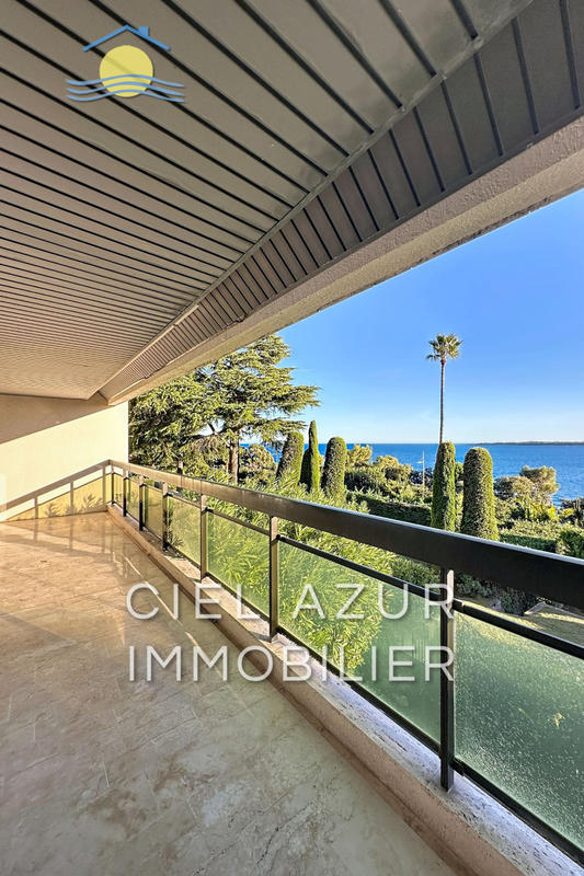 Appartement - 64 m² - 2 pièces