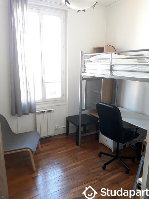 Chambre - 13 m² - 1 pièce